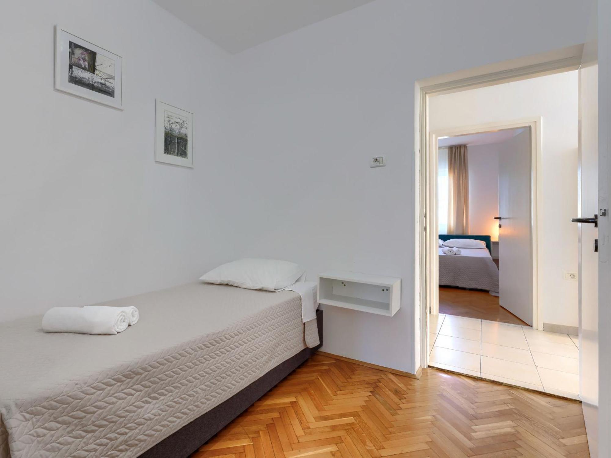 Apartment Nika-7 Umag Buitenkant foto